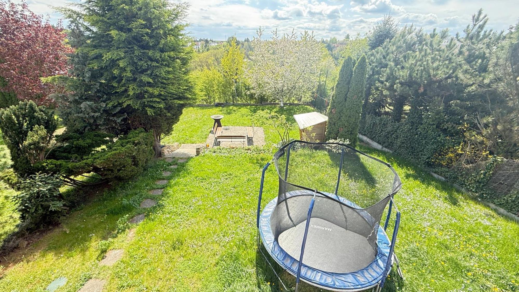 Diamondvilla, 4 Bedroom Apartment, Garden & Spa 布拉格 外观 照片